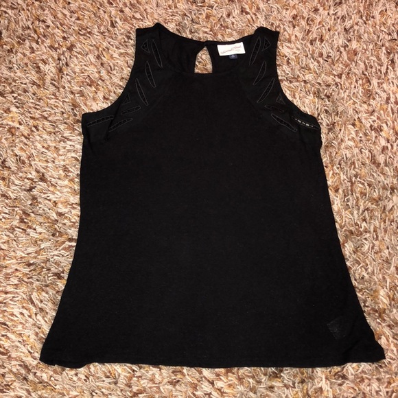 Universal Thread Tops - Universal Thread - tank top size Medium